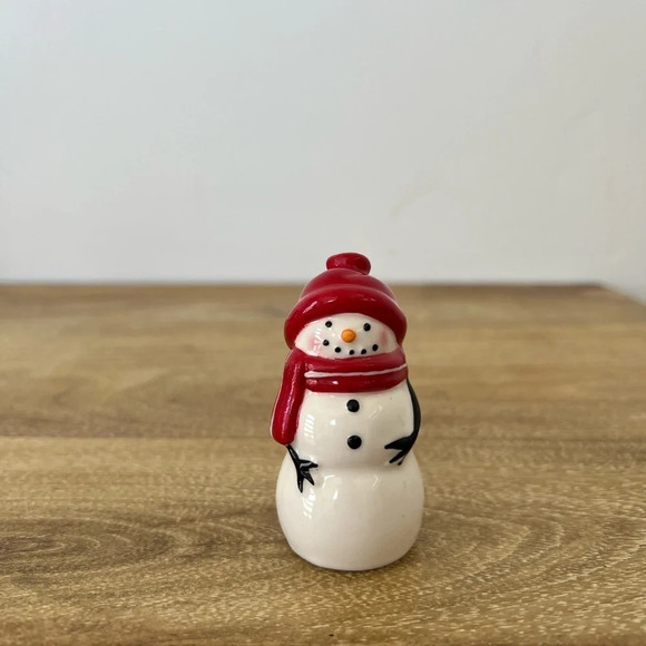 Snowman Mini Pepper Shaker Cracker Barrel NWT - Picture 1 of 5
